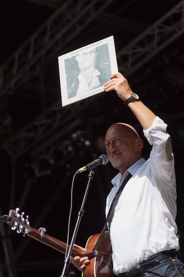 Gerard van Maasakkers presenteert zijn eerste LP `Komt er mer in'