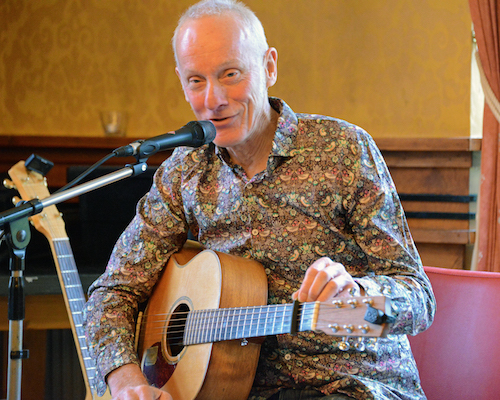 Sido Martens bij de  cd-presentatie, foto Walter van Brakel