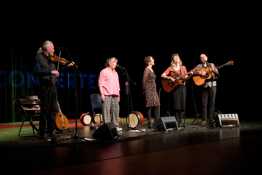 The Lasses & The Helen Flaherty Band